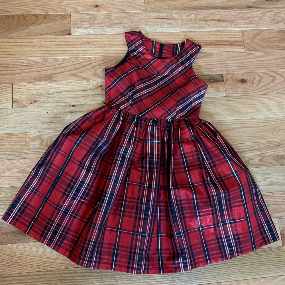 Shimmery plaid holiday 👗 red dress for kids